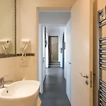 Casa Leucosia * كابري